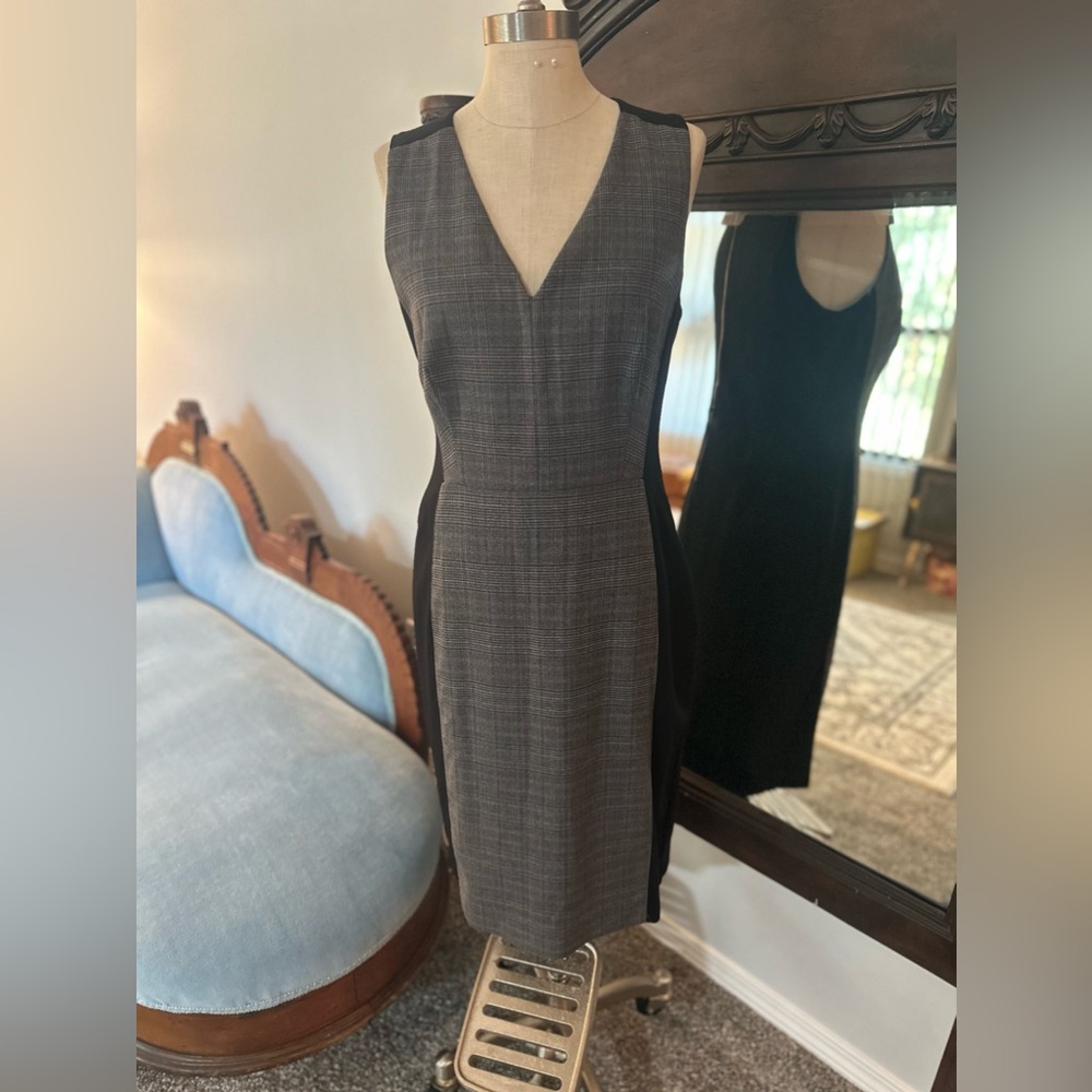 WHBM Plaid Black Rayon Silver Back Zip Form Fitting Dress Size 10